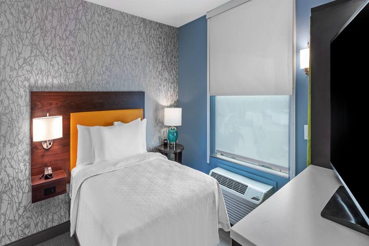 Home2 Suites By Hilton Laredo, Tx Экстерьер фото