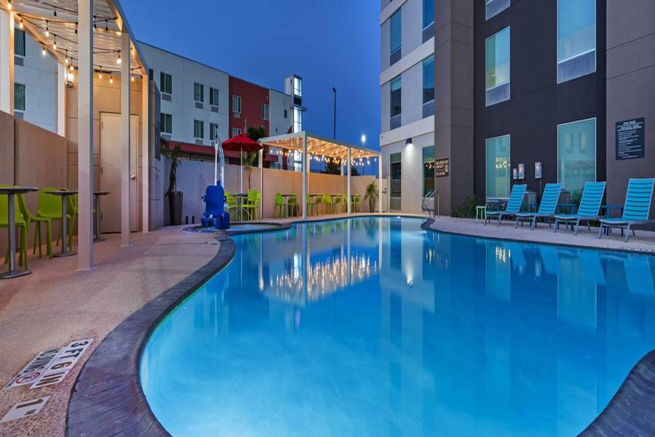 Home2 Suites By Hilton Laredo, Tx Экстерьер фото